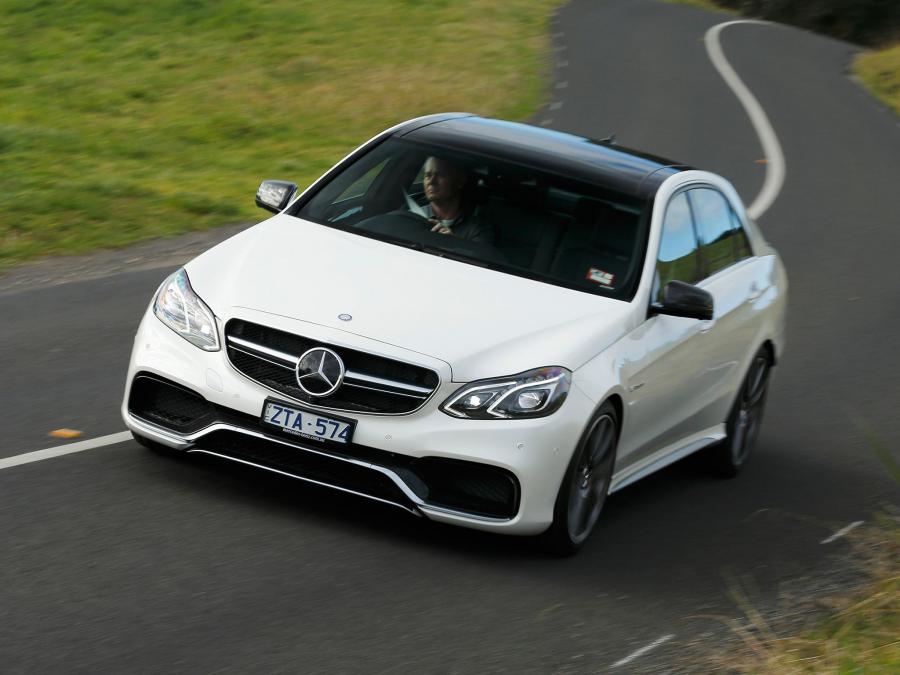  Mercedes-Benz E63 AMG S-Model 2013 года  (AU) (фото 12 из 14)